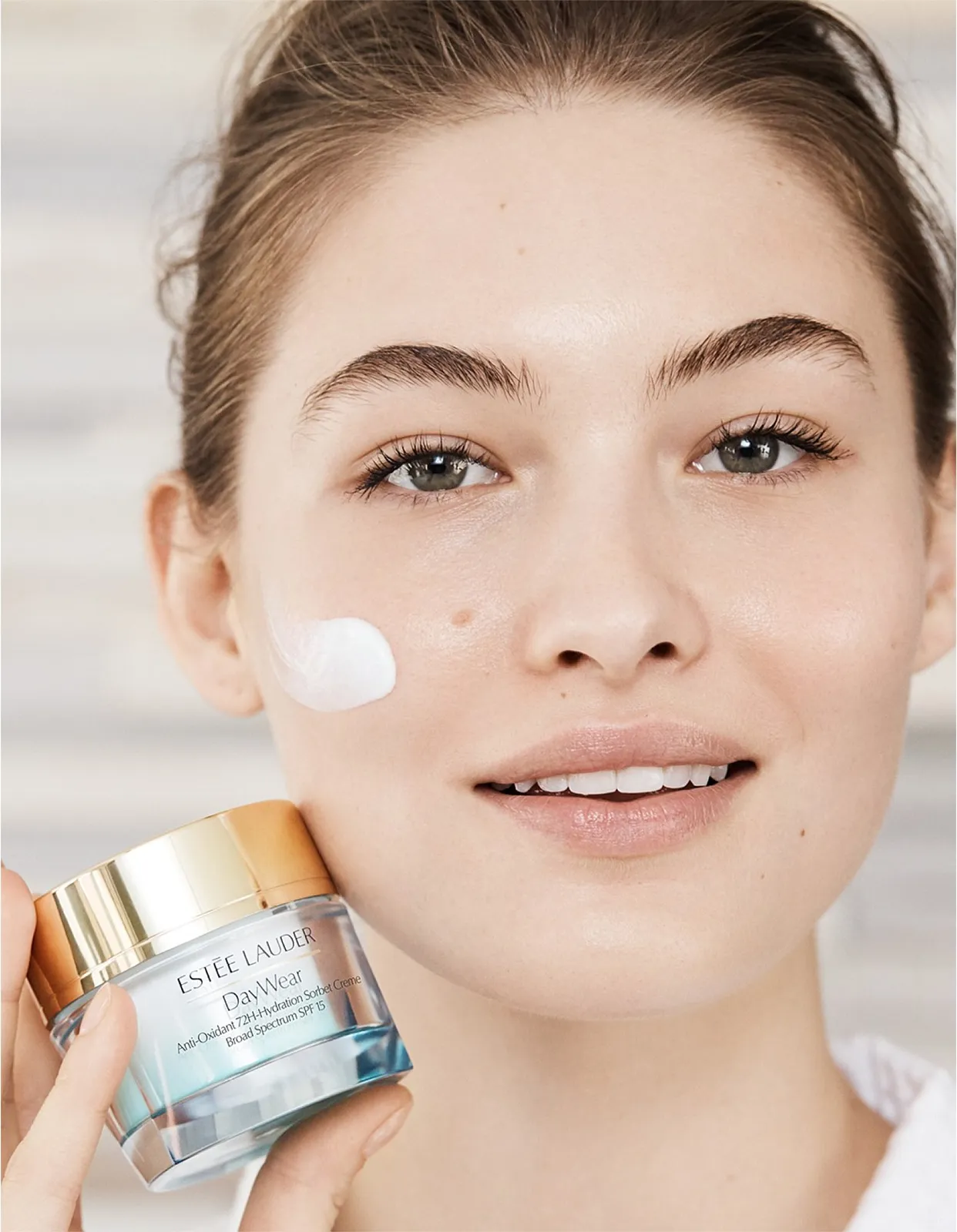 Estee Lauder DayWear Anti-Oxidant 72H-Hydration Sorbet Creme SPF 15 50ml