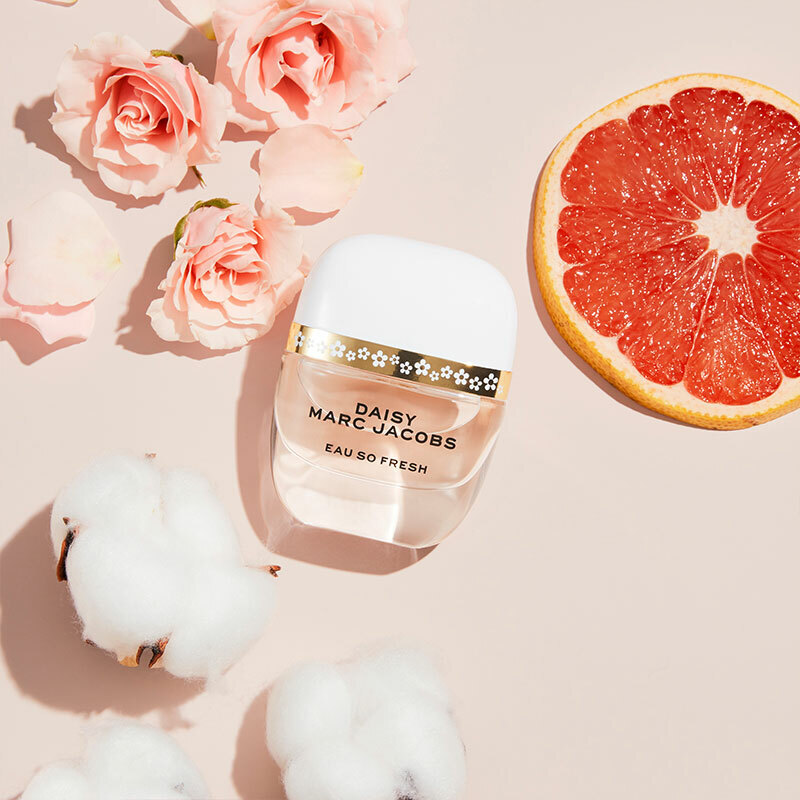 daisy marc jacobs orange