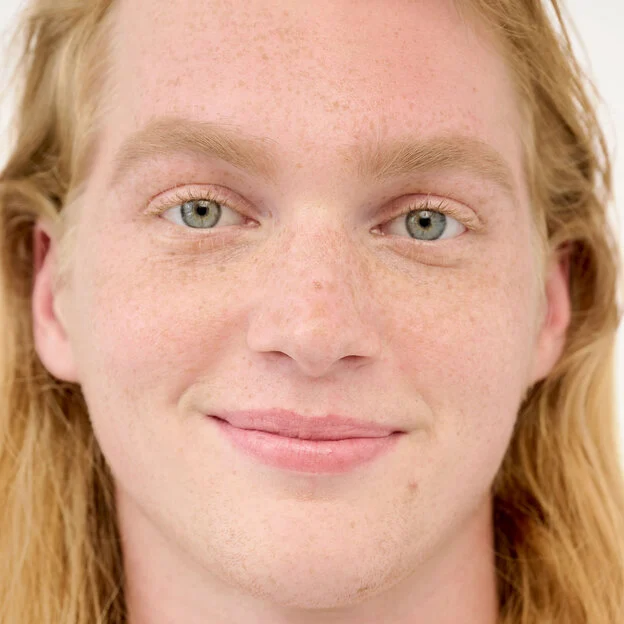 Benefit Cosmetics Gimme Brow+ Brow-Volumizing Fiber Gel Mini 1.5g - 1 Cool Light Blonde 