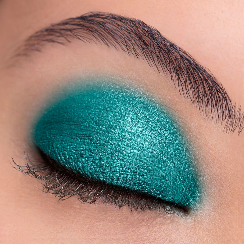 MAKE UP FOR EVER Artist Color Shadow D-236 Lagoon Blue 2.