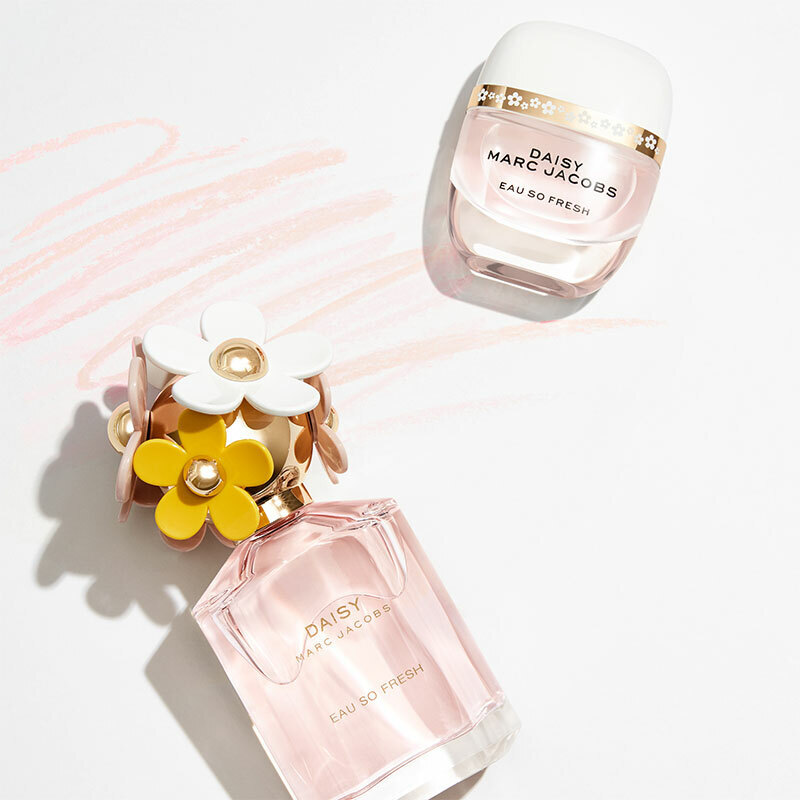 daisy petals perfume