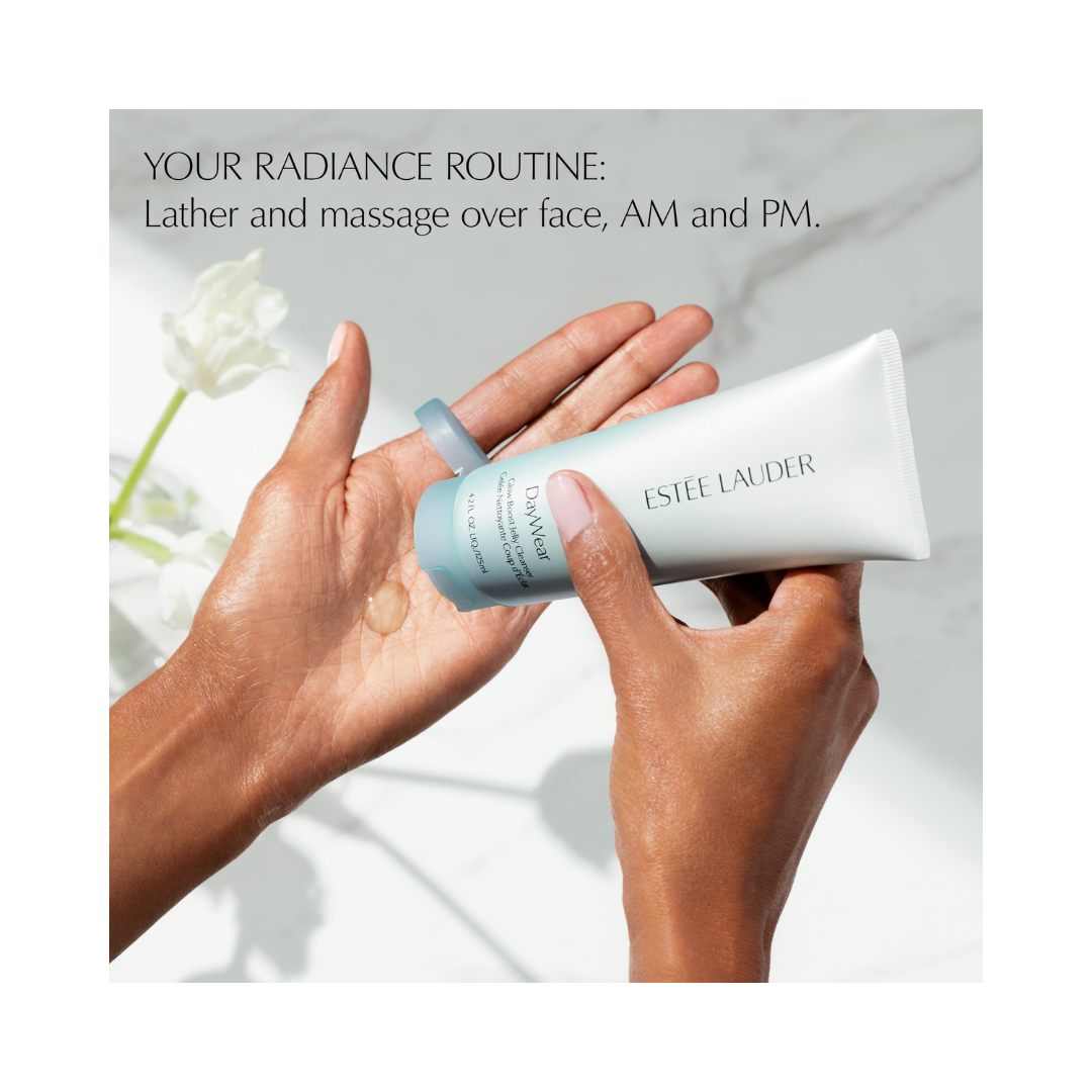 Estee Lauder DayWear Glow Boost Jelly Cleanser 125ml