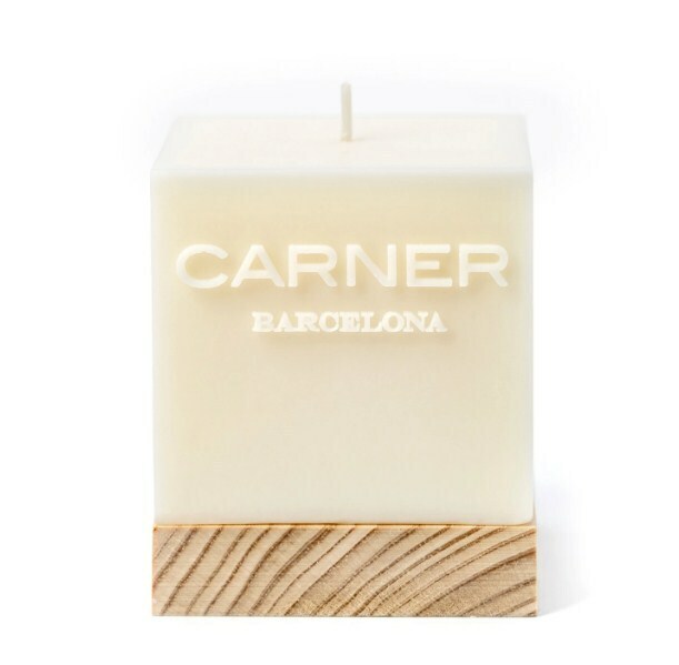 Carner Barcelona Cuirs Candle 380gm