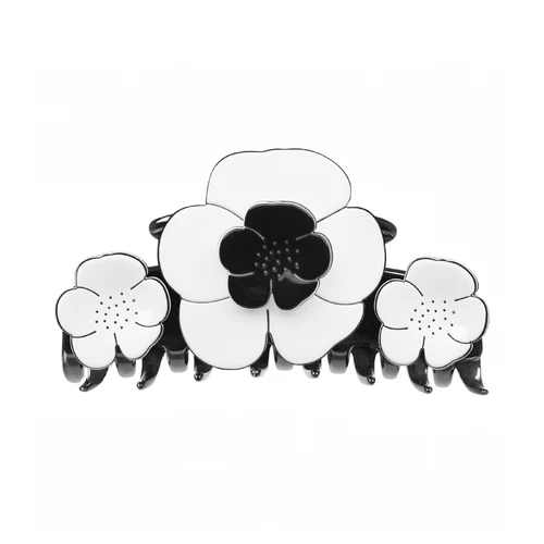 Paris Mode Camellia Triple Extra Large Claw Lip White Black